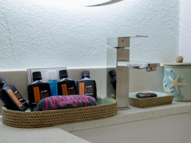 Ocean Sands Beach Boutique Inn - Stay By the Beach