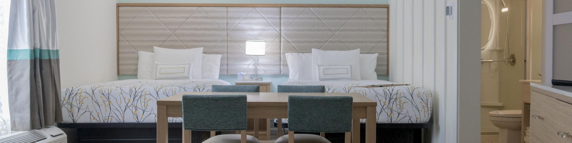Ocean Sands Beach Boutique Inn - Stay By the Beach